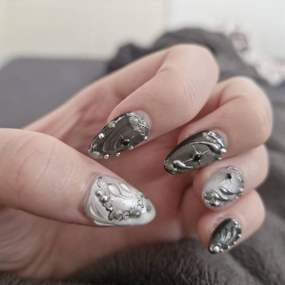 Luxury Black & Silver Chrome Press-On Nails – Gothic Glam Rhinestone Nail Set | Almond Shape Handmade Fake Nails | Reusable Statement Nails