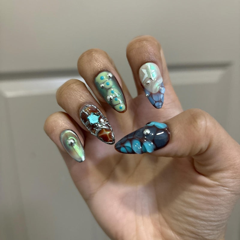 Cosmic Aurora Chrome Press-On Nails – Galaxy-Inspired 3D Metallic Nail Art Set