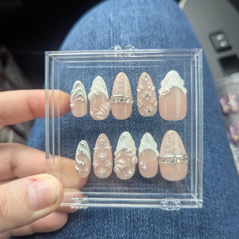 Luxury Nude Pink Press-On Nails with Rhinestones & Gold Chrome | 3D Floral Bridal Nail Set | Elegant Glam Nail Art