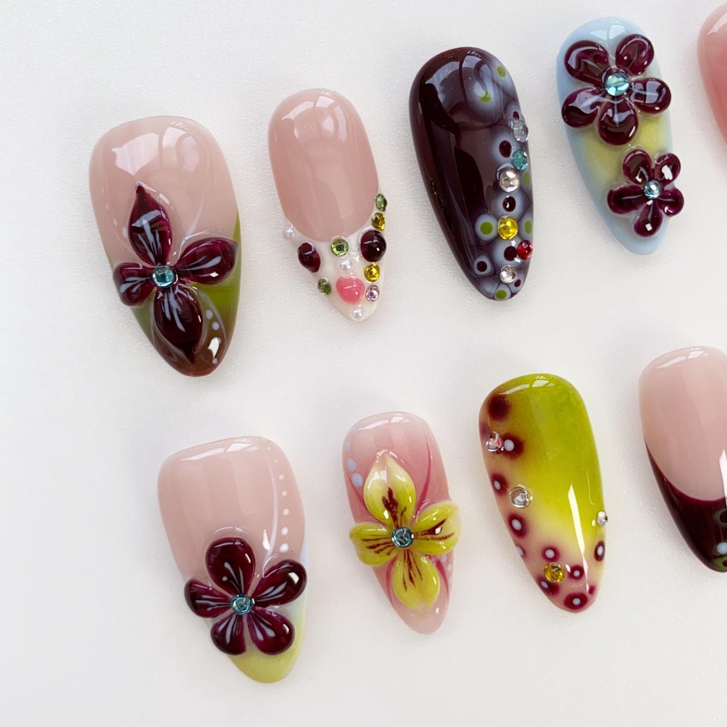 Blooming Berry Garden Press-On Nails – 3D Floral Jelly Nail Art Set