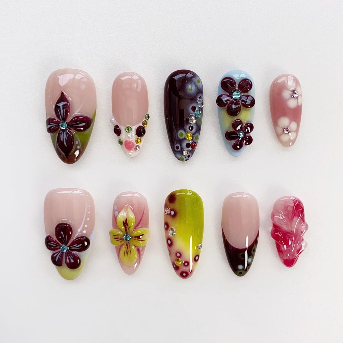 Blooming Berry Garden Press-On Nails – 3D Floral Jelly Nail Art Set