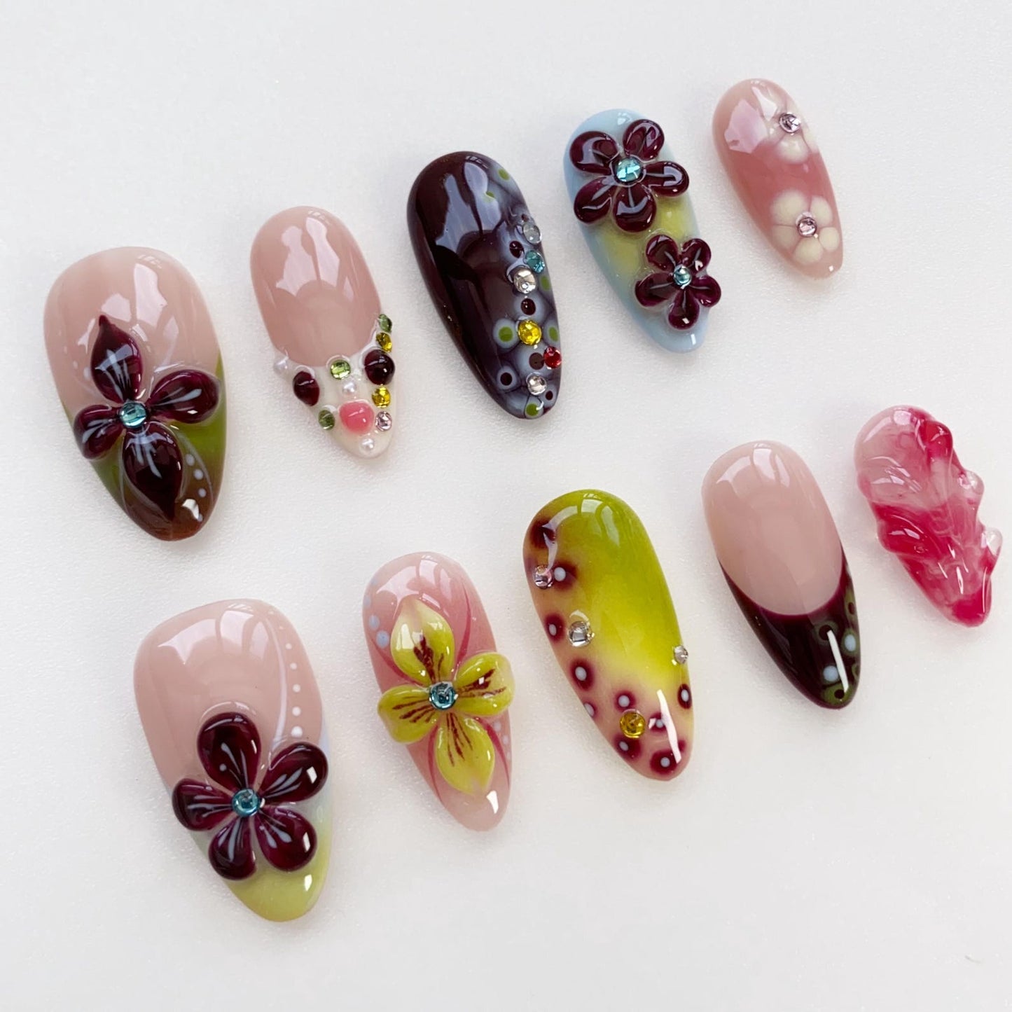 Blooming Berry Garden Press-On Nails – 3D Floral Jelly Nail Art Set
