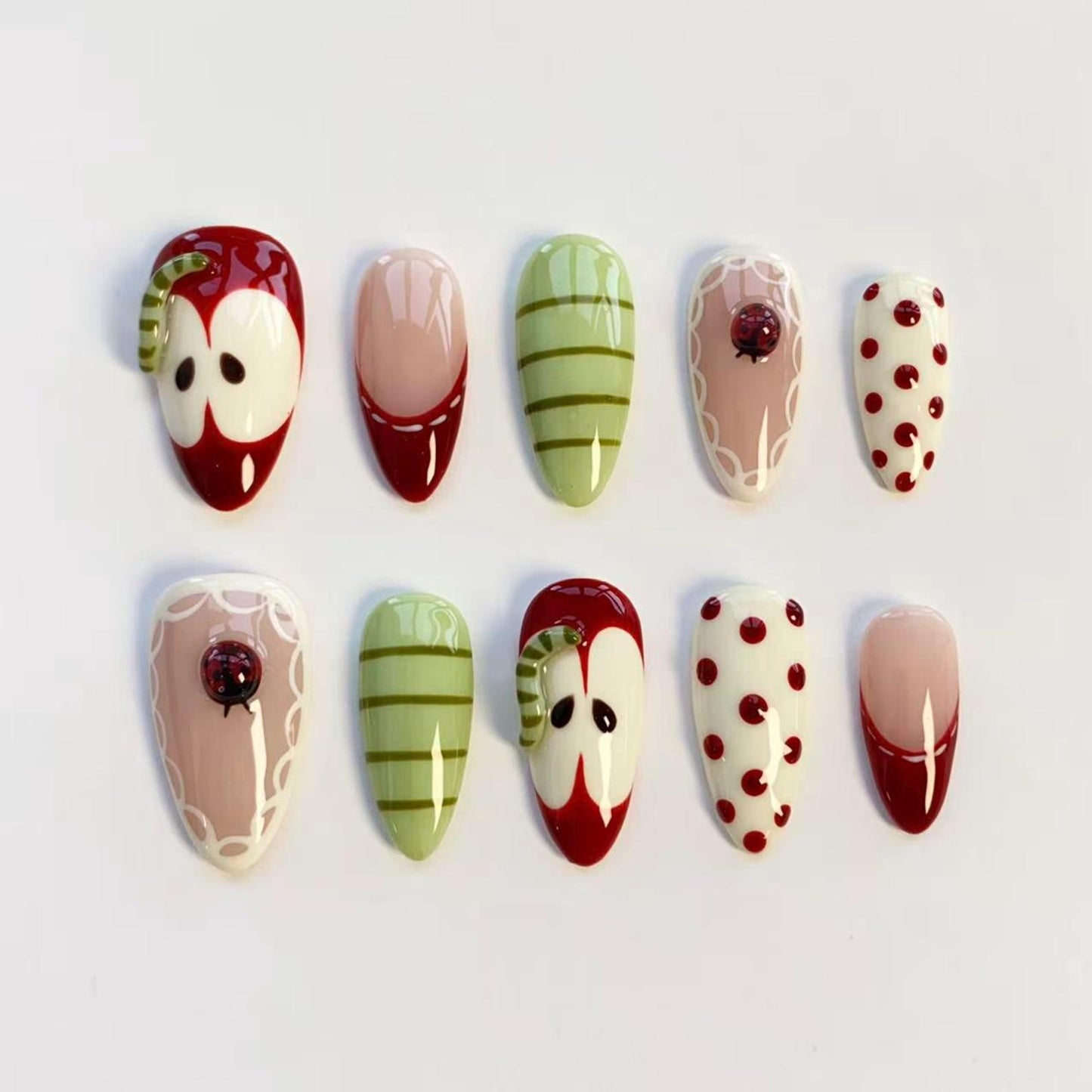 Sweet Apple Harvest Press-On Nails – Cute Fruit-Inspired Handmade Nail Set