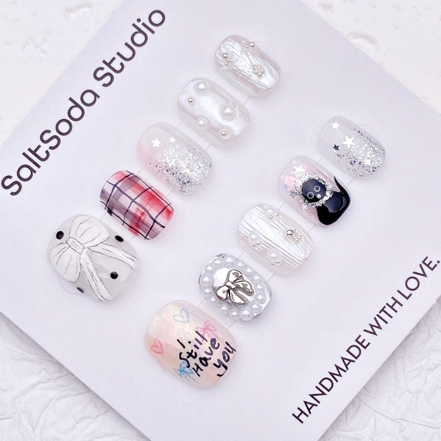 Coquette Winter Charm Press-On Nails – Handmade Pearl Bow & Glitter Nail Set
